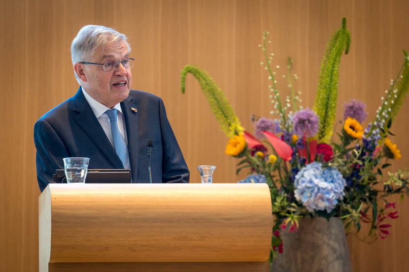 AIV Afscheidssymposium - Foto 45 - Ernst Hirsch Ballin